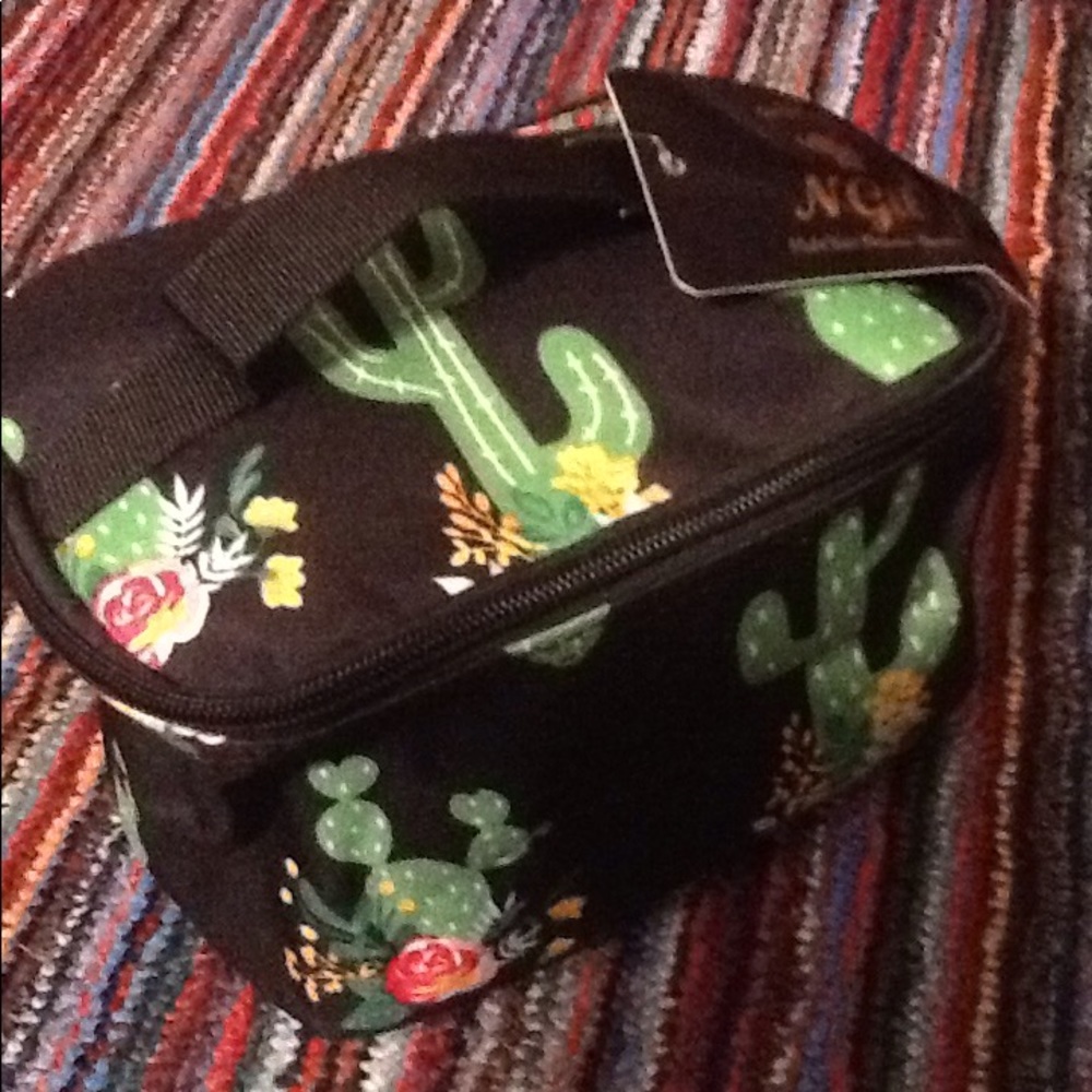 Beautiful Cactus Makeup Case